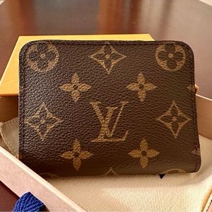 COPY - Louis Vuitton monogram zippy coin wallet